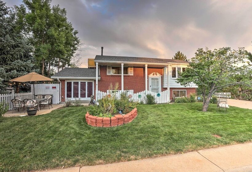 Duke & Daisy Mae S Hideaway   10 Mi To Denver!