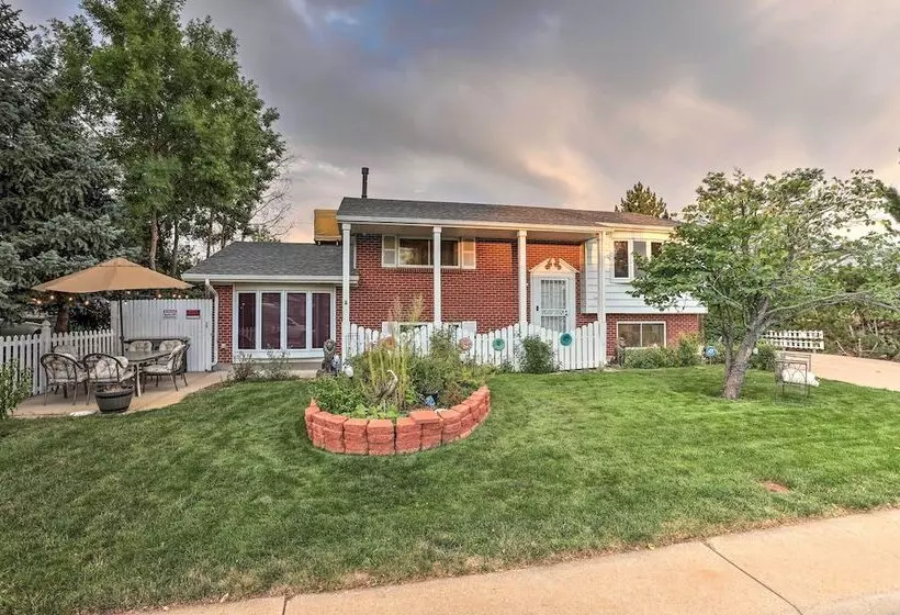 Duke & Daisy Mae S Hideaway   10 Mi To Denver!