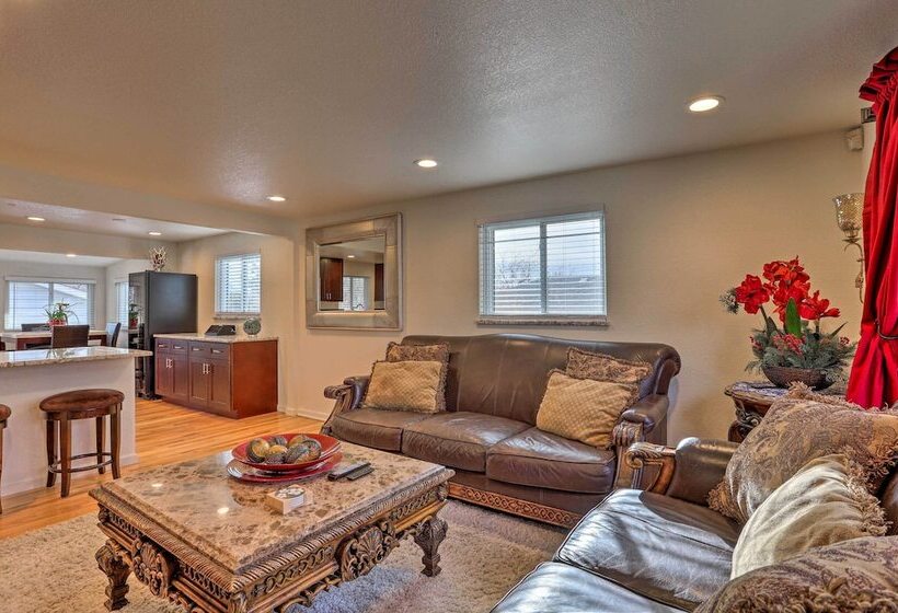 Duke & Daisy Mae S Hideaway   10 Mi To Denver!