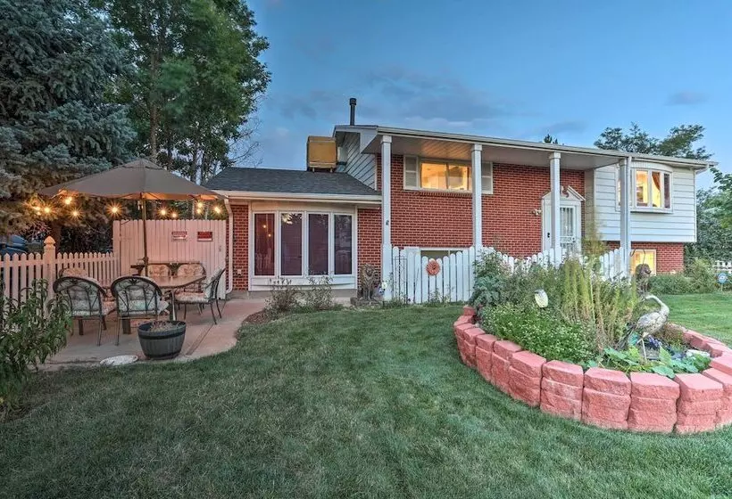 Duke & Daisy Mae S Hideaway   10 Mi To Denver!