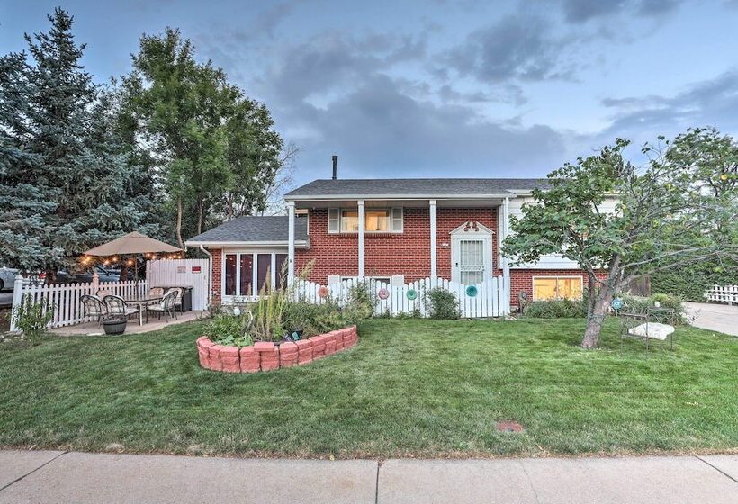 Duke & Daisy Mae S Hideaway   10 Mi To Denver!