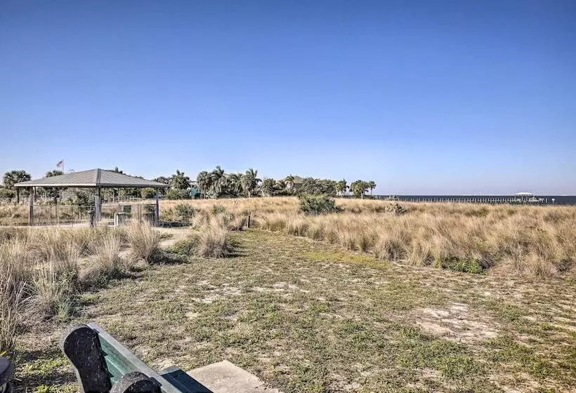 Heated Pool/spa & Dock: Apollo Beach Home On Canal