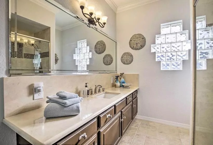 Heated Pool/spa & Dock: Apollo Beach Home On Canal