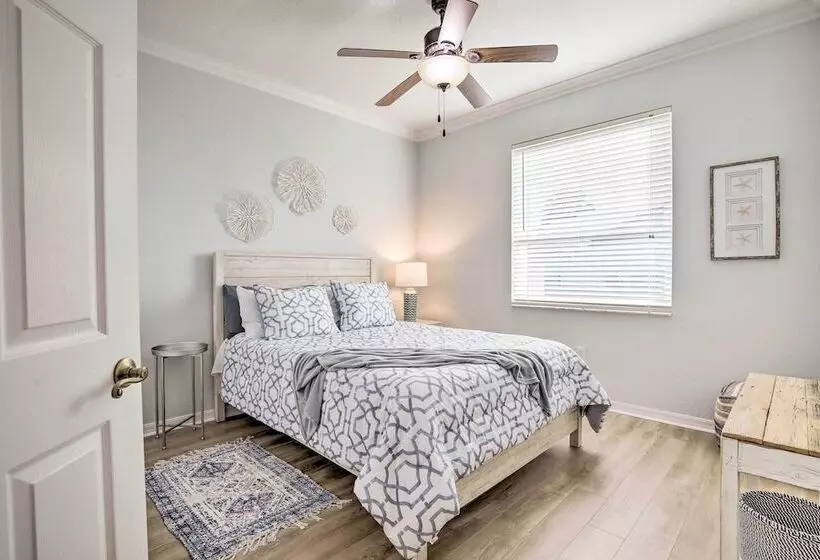 Heated Pool/spa & Dock: Apollo Beach Home On Canal