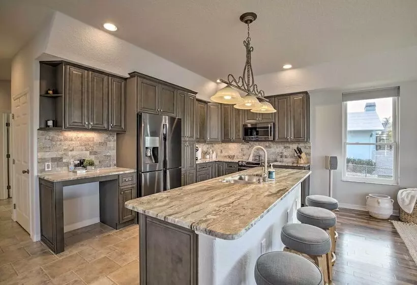 Heated Pool/spa & Dock: Apollo Beach Home On Canal