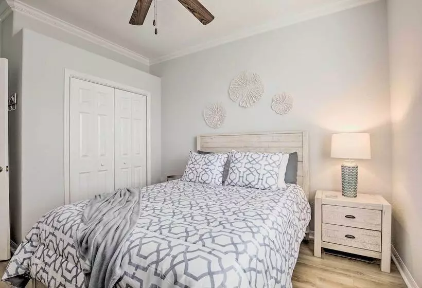 Heated Pool/spa & Dock: Apollo Beach Home On Canal