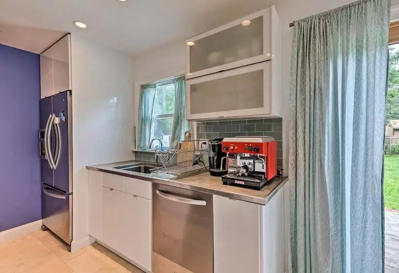 Hamptons Bay Home On Shinnecock Bay W/ Yard!