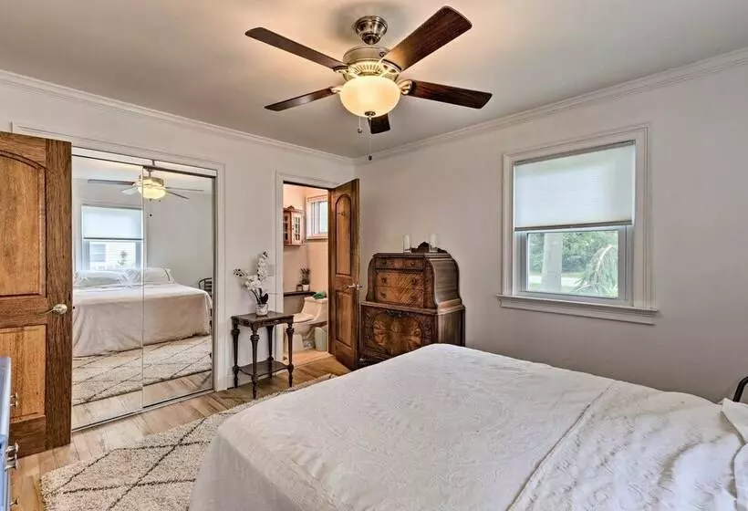 Hamptons Bay Home On Shinnecock Bay W/ Yard!