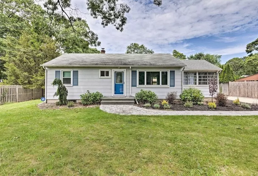 Hamptons Bay Home On Shinnecock Bay W/ Yard!