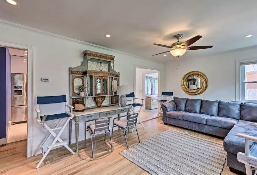 Hamptons Bay Home On Shinnecock Bay W/ Yard!