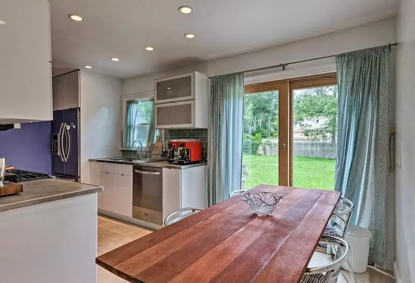 Hamptons Bay Home On Shinnecock Bay W/ Yard!