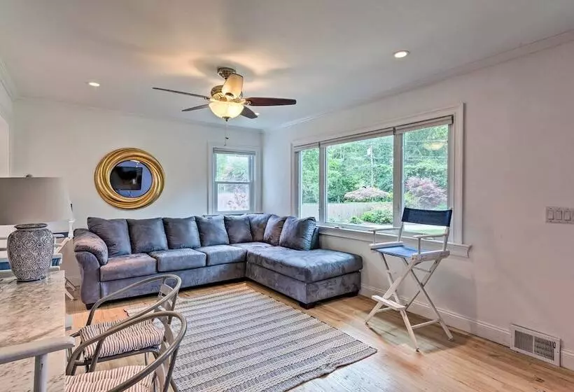 Hamptons Bay Home On Shinnecock Bay W/ Yard!