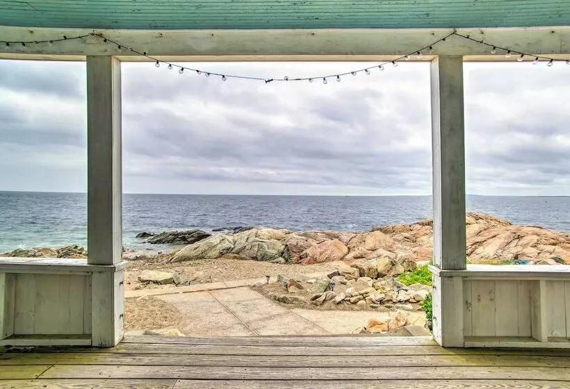 Historic Cottage W/ Beautiful Oceanfront View