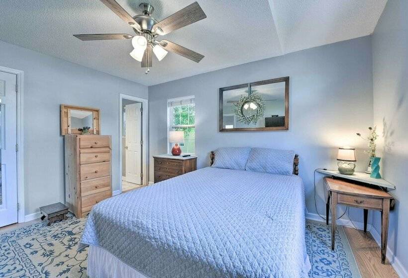 Lake Norman Home W/ Porch   Across From Marina!