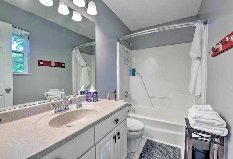 Lake Norman Home W/ Porch   Across From Marina!