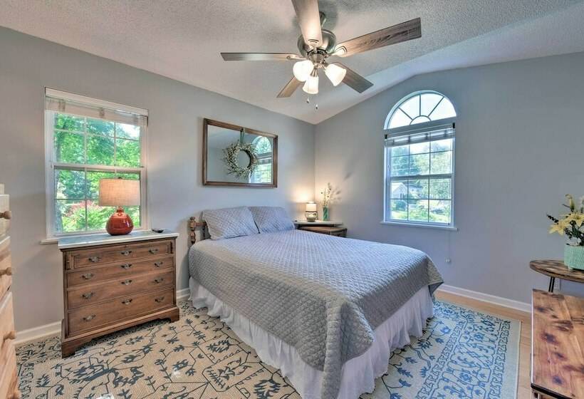 Lake Norman Home W/ Porch   Across From Marina!