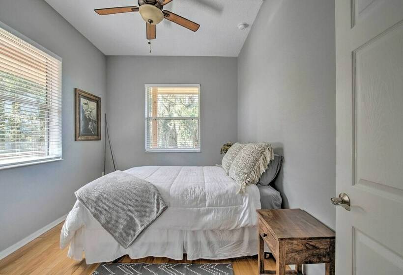 Lakefront Crystal River Home W/ Private Dock!