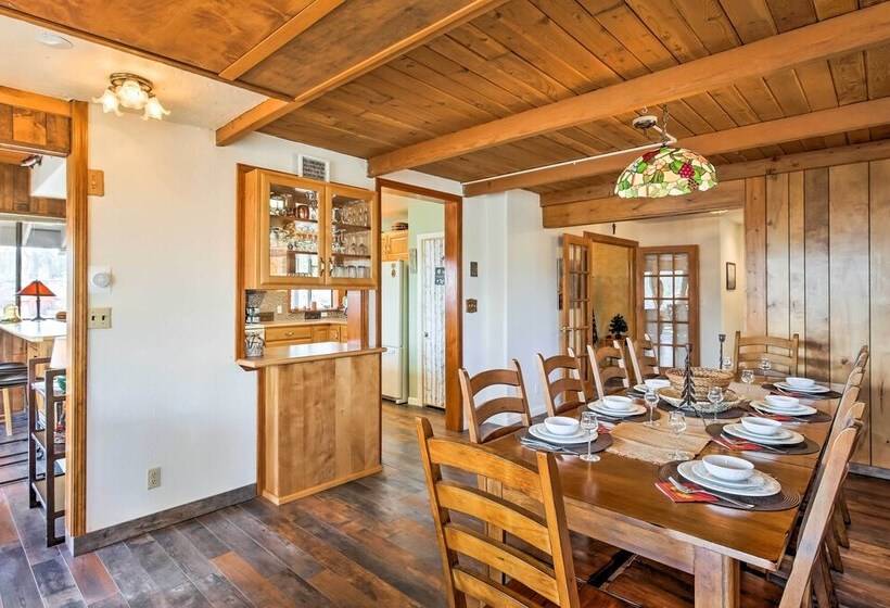 Large Home On 1 Acre: 2 Mi To Grand Lake Village