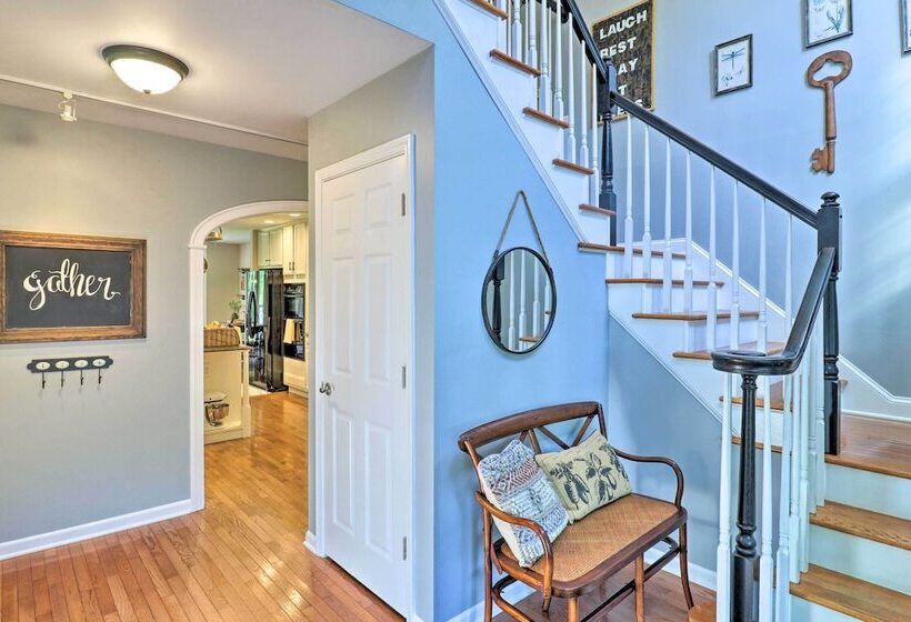 Creekside Brevard Home < 1 Mi To Downtown!