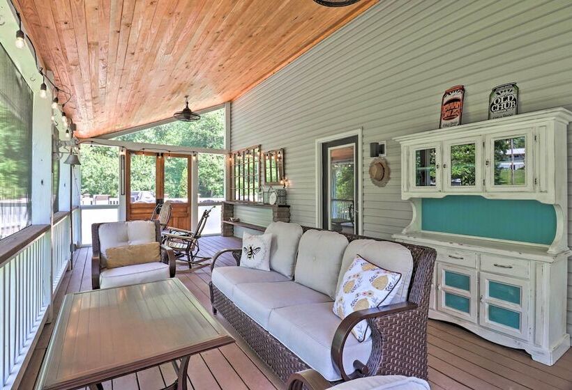 Creekside Brevard Home < 1 Mi To Downtown!