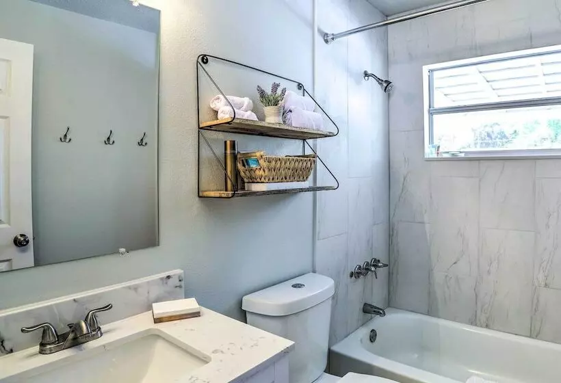 Merritt Island Oasis W/ Pool ~ 7 Mi To Beach!