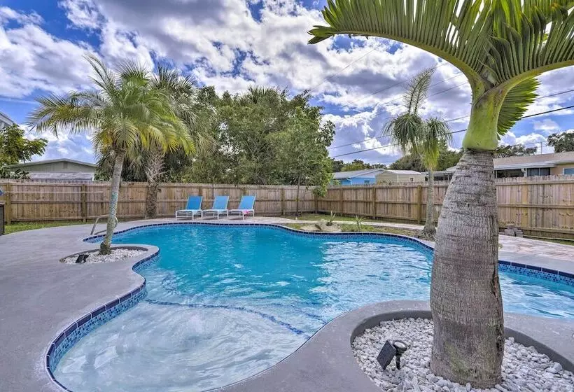 Merritt Island Oasis W/ Pool ~ 7 Mi To Beach!