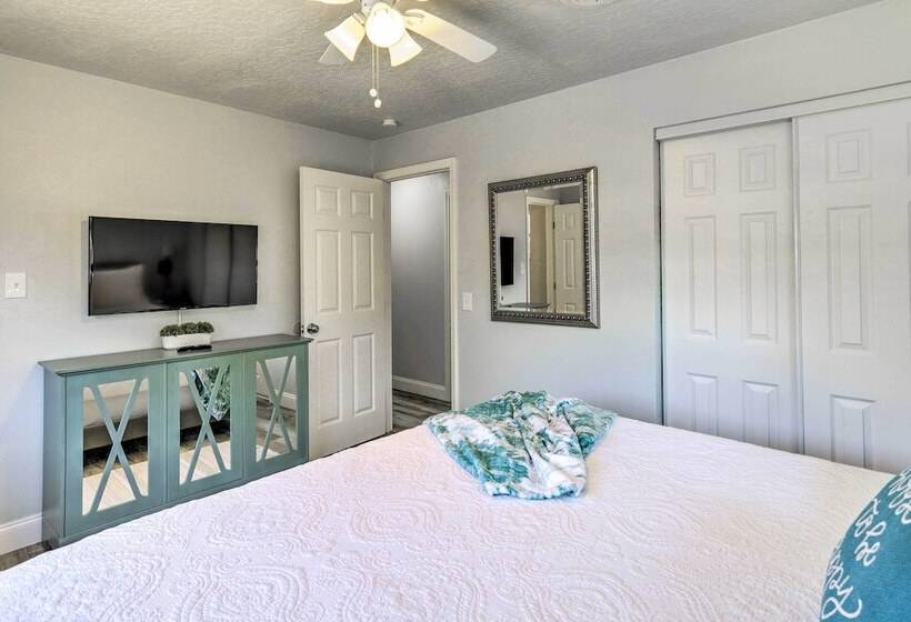 Merritt Island Oasis W/ Pool ~ 7 Mi To Beach!