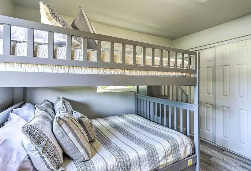 Merritt Island Oasis W/ Pool ~ 7 Mi To Beach!