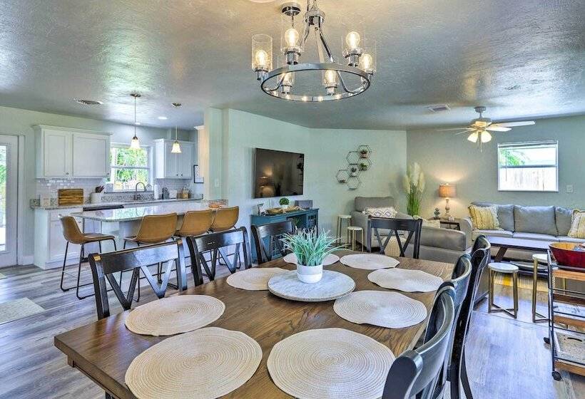 Merritt Island Oasis W/ Pool ~ 7 Mi To Beach!