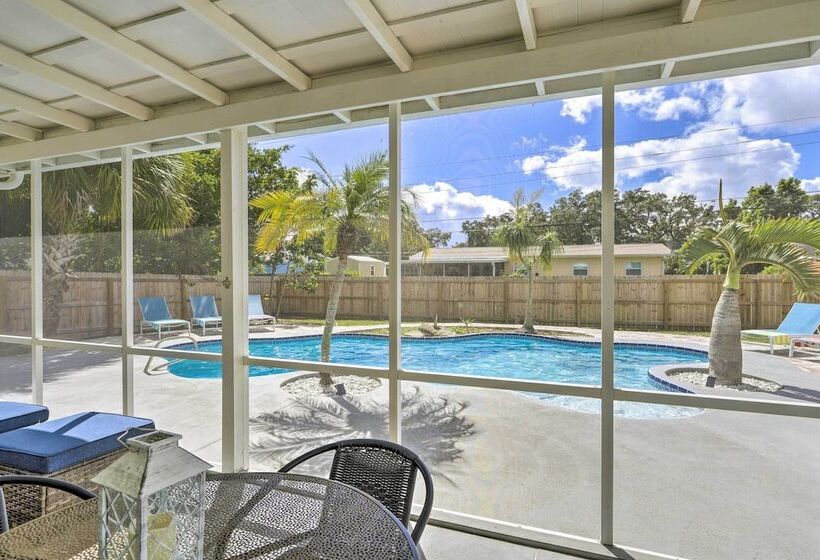 Merritt Island Oasis W/ Pool ~ 7 Mi To Beach!