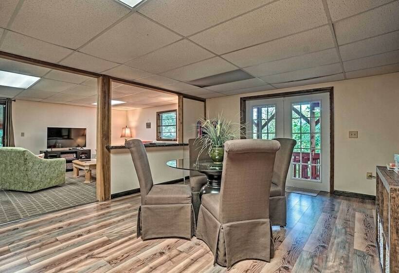 Mountain Retreat W/ Decks, Hot Tub, & Games!