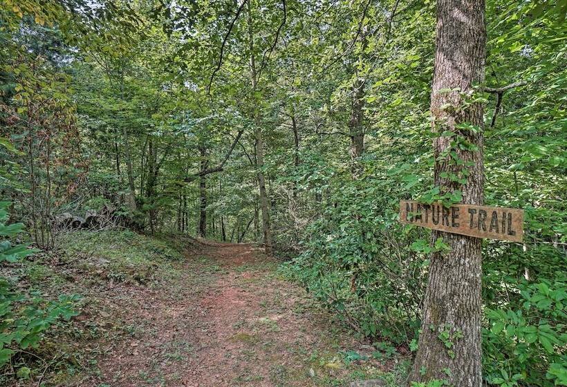 Mountain Retreat W/ Decks, Hot Tub, & Games!