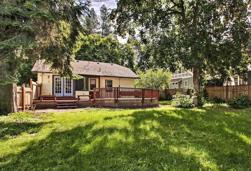 Peaceful Family Home W/ Deck: 3 Mi To Dtwn Spokane