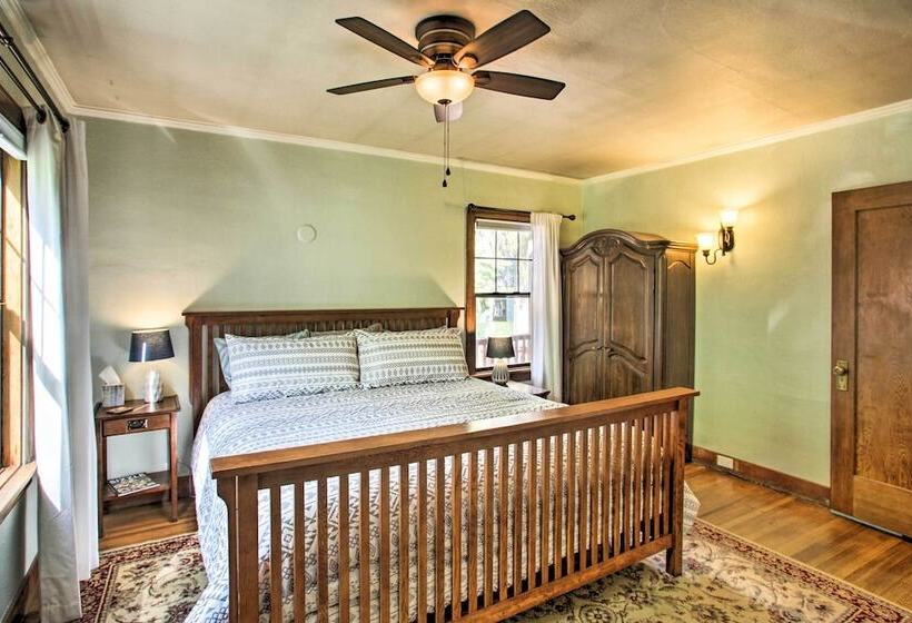 Peaceful Family Home W/ Deck: 3 Mi To Dtwn Spokane