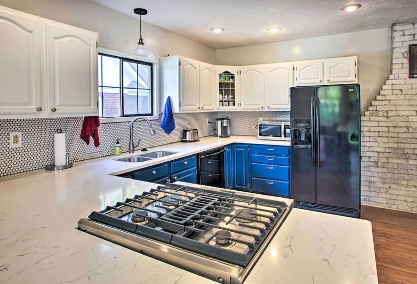 Peaceful Family Home W/ Deck: 3 Mi To Dtwn Spokane