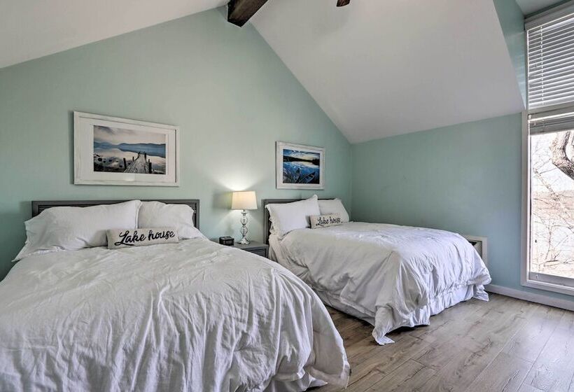 Peaceful Osage Beach Escape W/ Resort Perks!