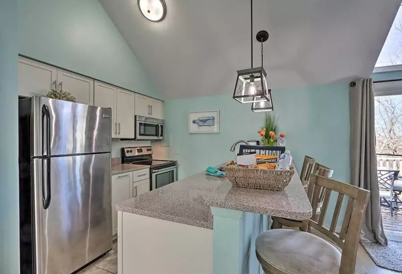 Peaceful Osage Beach Escape W/ Resort Perks!