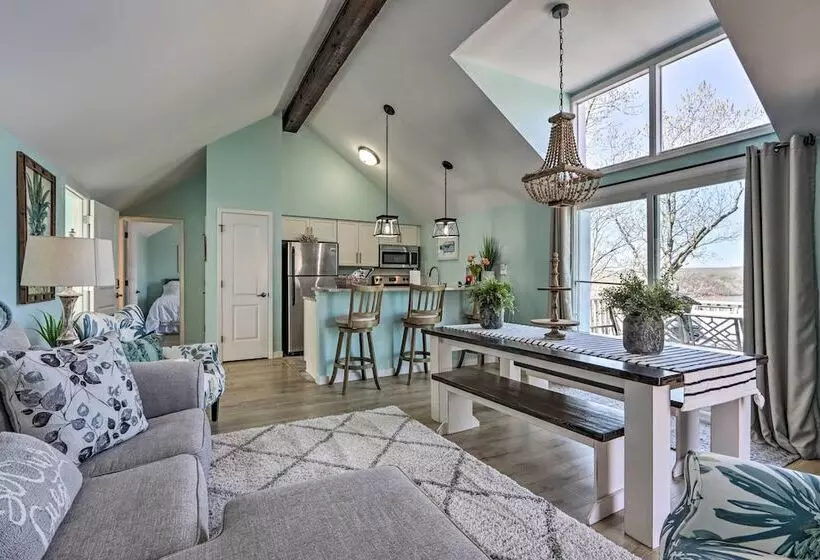 Peaceful Osage Beach Escape W/ Resort Perks!