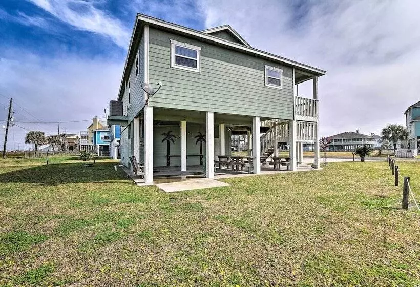 Walk To Ocean:  Pura Vida  Crystal Beach House!