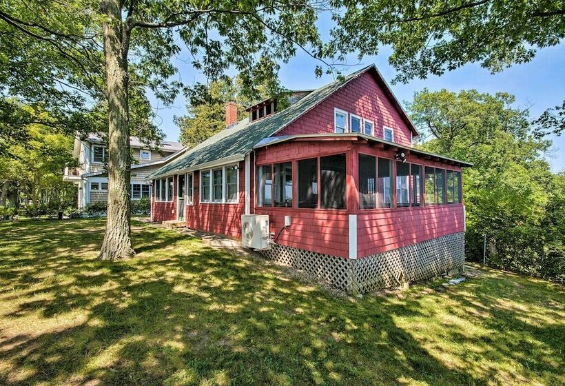 Rustic Lake House On Lake Champlain S Barney Point