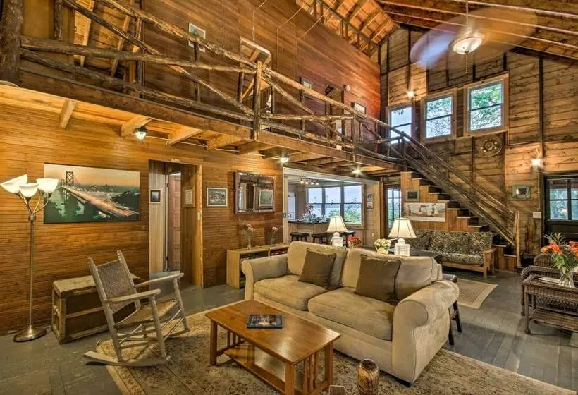 Rustic Lake House On Lake Champlain S Barney Point