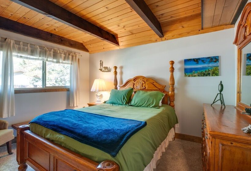 Rustic Tahoe Cabin W/ Pool Table: 11 Mi To Skiing!