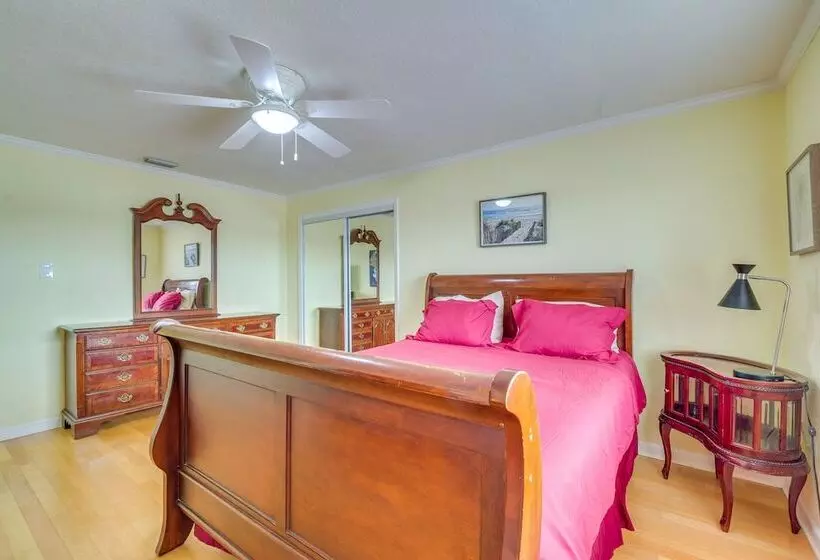 Spacious Canalfront Home W/ Pool ~ 1/2 Mi To Beach