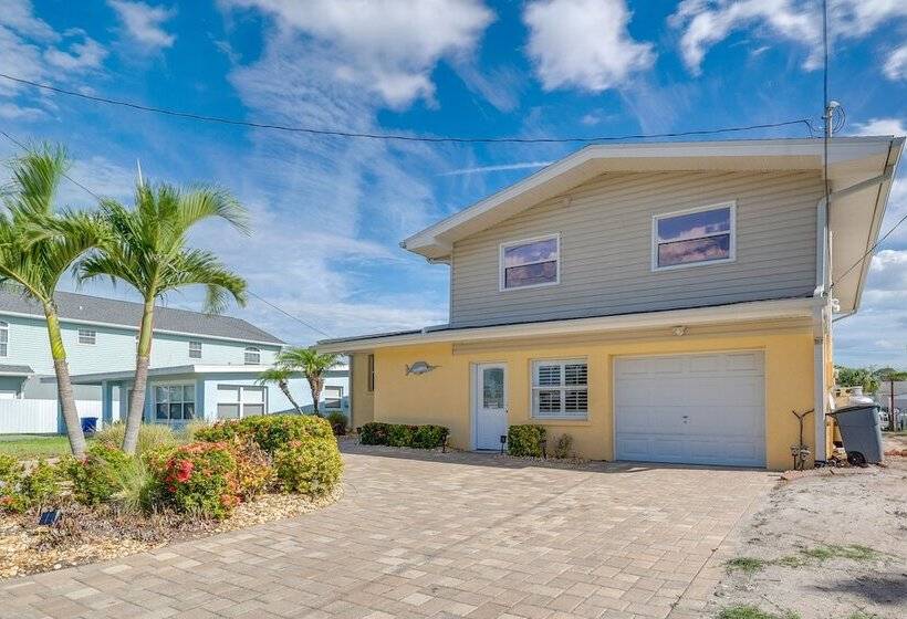 Spacious Canalfront Home W/ Pool ~ 1/2 Mi To Beach