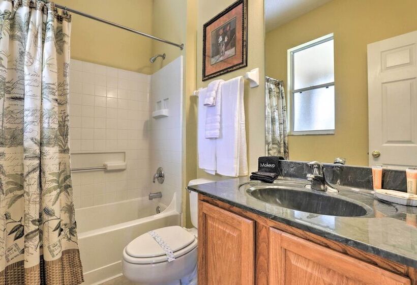 Spacious Kissimmee Family Home W/ Game Room & Pool