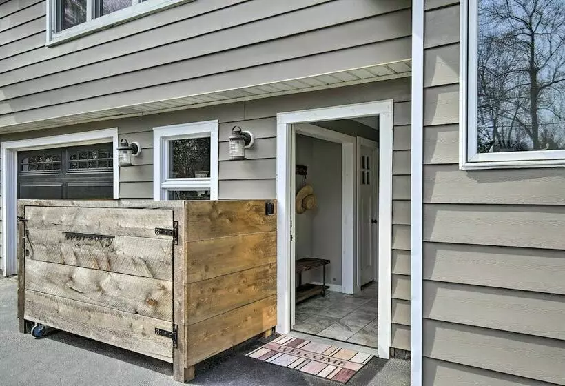 Stylish Pine Plains Home Near Parks & Hiking!