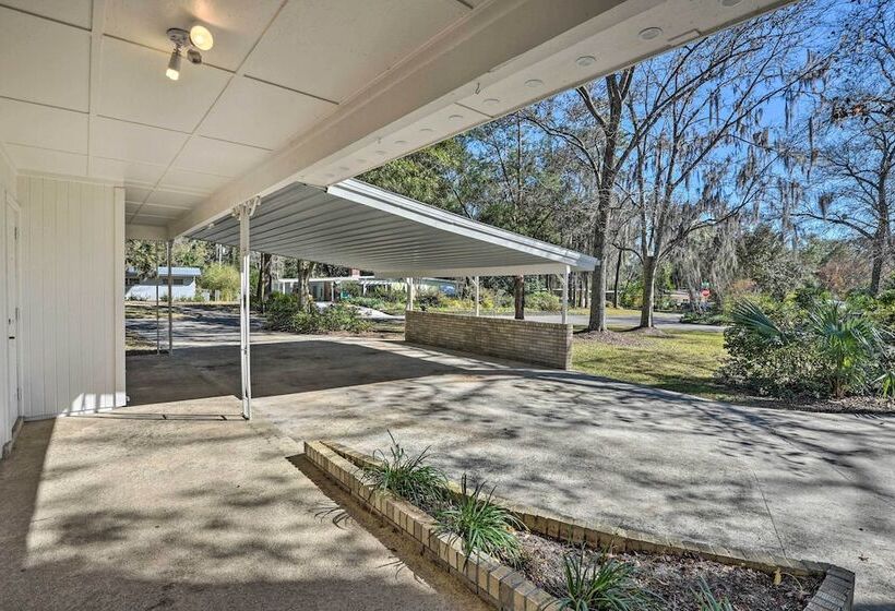 Sunny Gainesville Home: Fenced Yard, Fire Pit