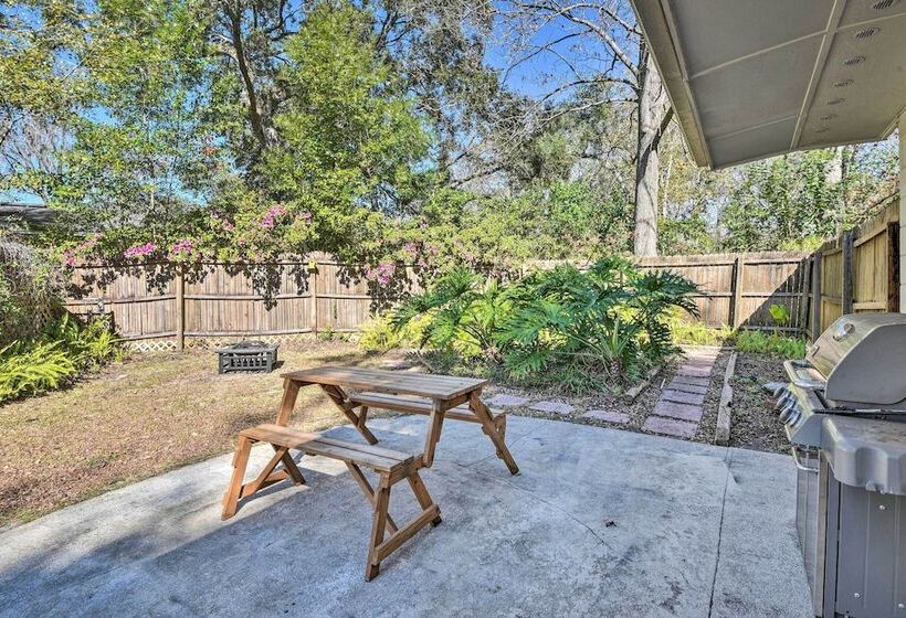 Sunny Gainesville Home: Fenced Yard, Fire Pit