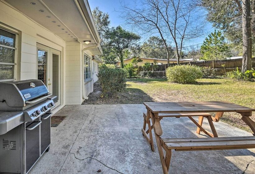 Sunny Gainesville Home: Fenced Yard, Fire Pit
