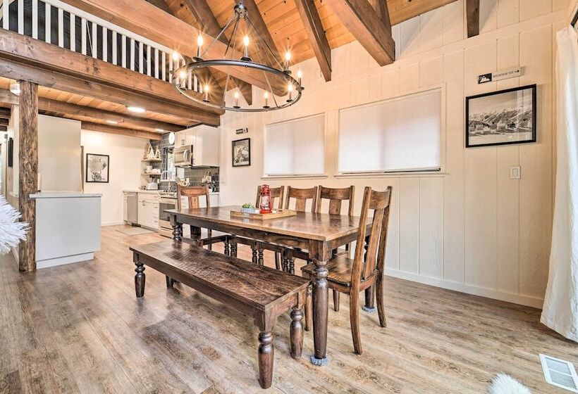 2 Mi To Tahoe Donner: Truckee Getaway W/ Views